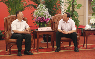 集團(tuán)董事長應(yīng)邀赴上海會(huì)見沈陽市領(lǐng)導(dǎo)