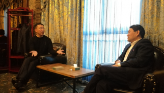 中景恒基集團(tuán)董事長肖厚忠與宣鋼董事長進(jìn)行合作會談