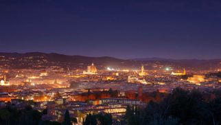 【人民網(wǎng)】經(jīng)濟(jì)新常態(tài)下發(fā)揮城市運(yùn)營(yíng)對(duì)可持續(xù)城鎮(zhèn)化的引領(lǐng)作用